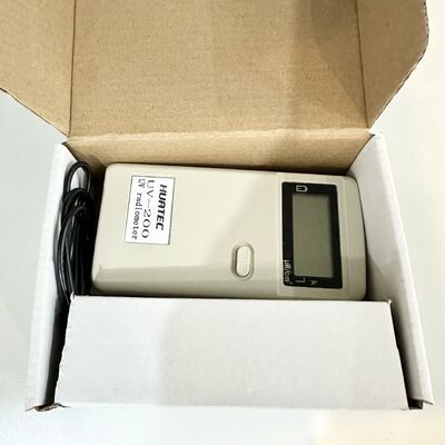 UV-200 Nhỏ Gọn Máy Đo Bức Xạ UV Nhiều Đầu Dò Bước Sóng Ánh Sáng Đi Lạc Thấp Chạy Bằng Pin 9V Đèn UV Chiếu Xạ Dụng Cụ Đo