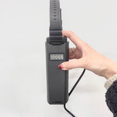 HRD-3 Đồng hồ loại Máy đo liều cá nhân với phạm vi hiển thị LCD Hp 10 0.00μSv-9999mSv và RFI ±10% 1mSv/h Cs-137
