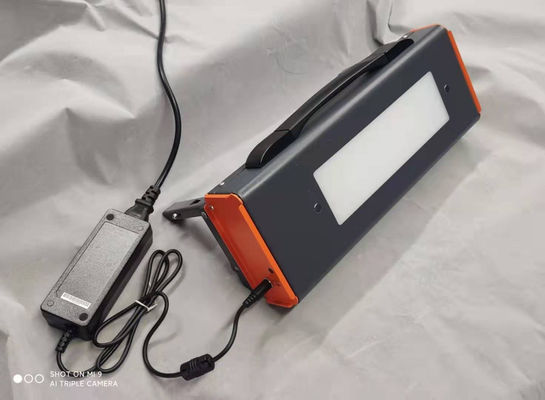 Máy xem phim X quang LED HFV-4010P với khu vực xem 400x100mm, điều khiển bằng tay + bàn chân và xem > 4,0 mật độ