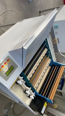 Máy xử lý phim HDL-P17A với thông số kỹ thuật phim tối thiểu 10*10cm và dung tích bể hóa chất