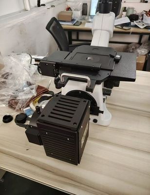 Máy viêm kim loại đảo ngược HM-41X với ống kính bán sắc cho phân tích vật liệu