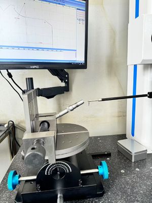 SRT-210G Máy kiểm tra hồ sơ đường viền thô với phạm vi đo 100mm