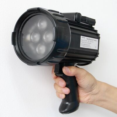 Đèn LED-UV cầm tay kiểu sạc có chức năng kép UV và ánh sáng trắng