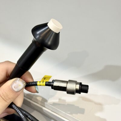 Máy đo dẫn điện kỹ thuật số được thiết kế với tần số chuyển đổi pha Eddy 60KHz và 500KHz